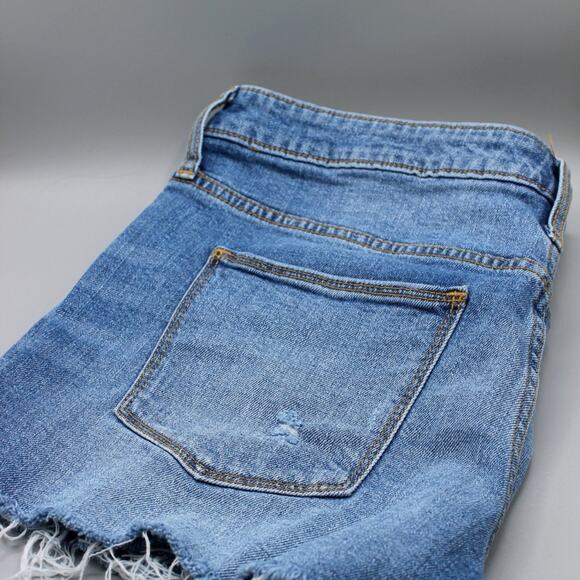 Universal Thread Denim Cut Off Shorts Size 12/31R - Picture 7 of 8